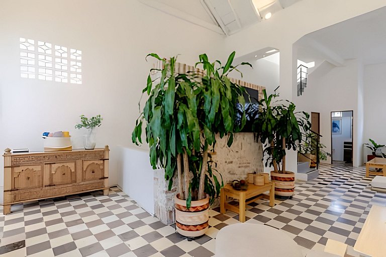 Casa Bruna, OldTown Chic Apt w/Rooftop Jacuzzi