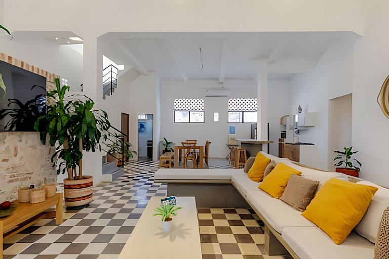 Casa Bruna, OldTown Chic Apt w/Rooftop Jacuzzi