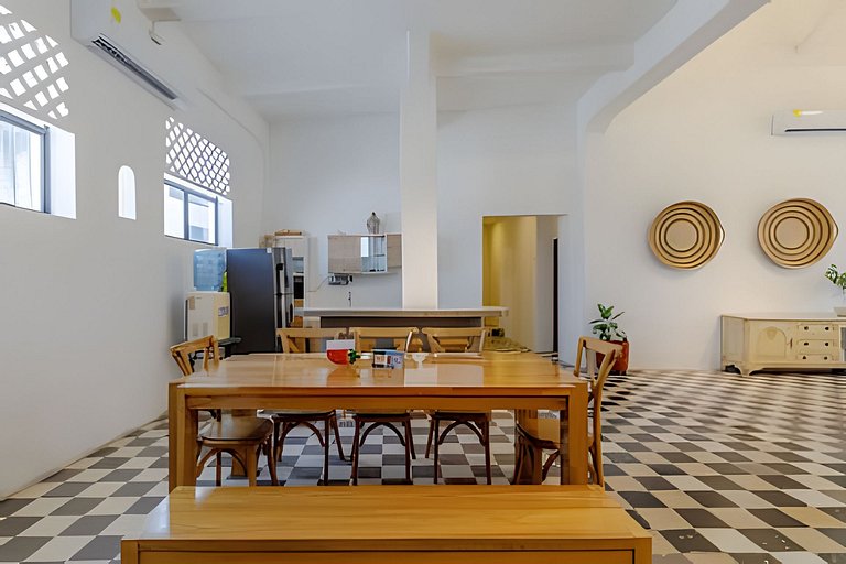 Casa Bruna, OldTown Chic Apt w/Rooftop Jacuzzi