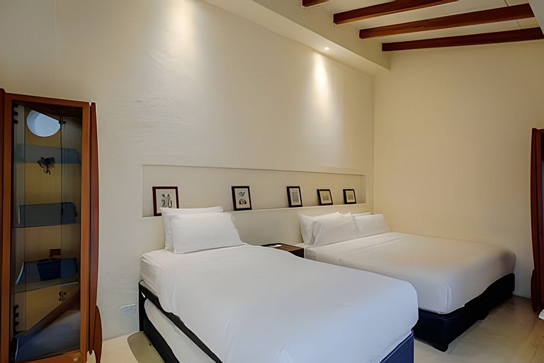 Casa Stella - Authentic Luxury Rooftop Pool