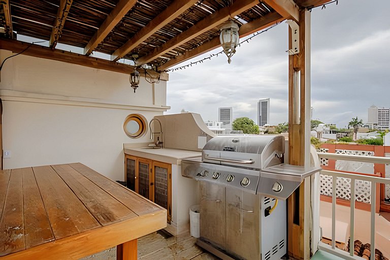 Casa Stella - Authentic Luxury Rooftop Pool