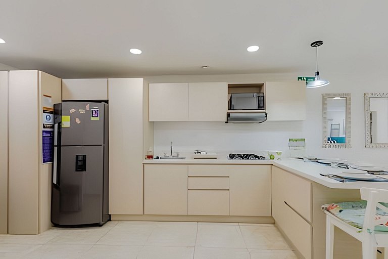 Quiet & Bright 2BR Old Town