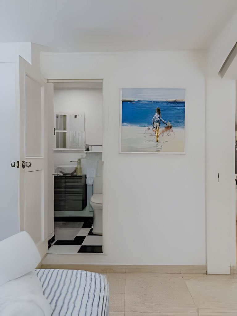 Quiet & Bright 2BR Old Town