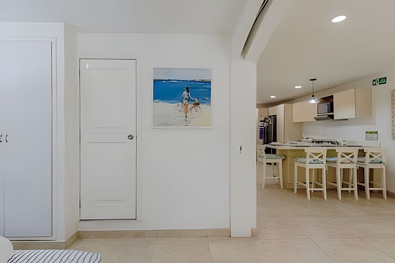 Quiet & Bright 2BR Old Town