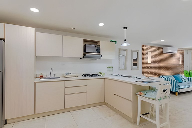 Quiet & Bright 2BR Old Town